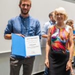 Ceremonia de entrega de premios EMS2022: Andrea Novaro, ganadora del Tromp Foundation Travel Award to Young Scientists 2022, con Tanja Cegnar (derecha);  (foto: Geza Aschoff, Alemania)